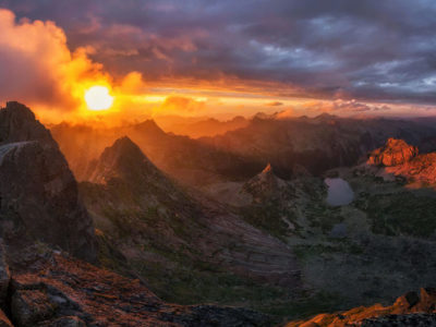 Закат в горах